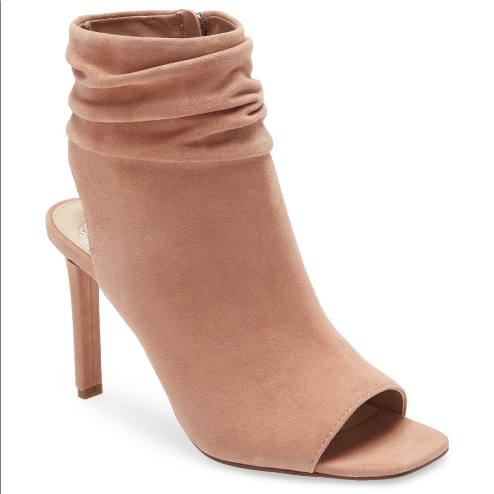 Vince Camuto VC-Leliani peep toe booties